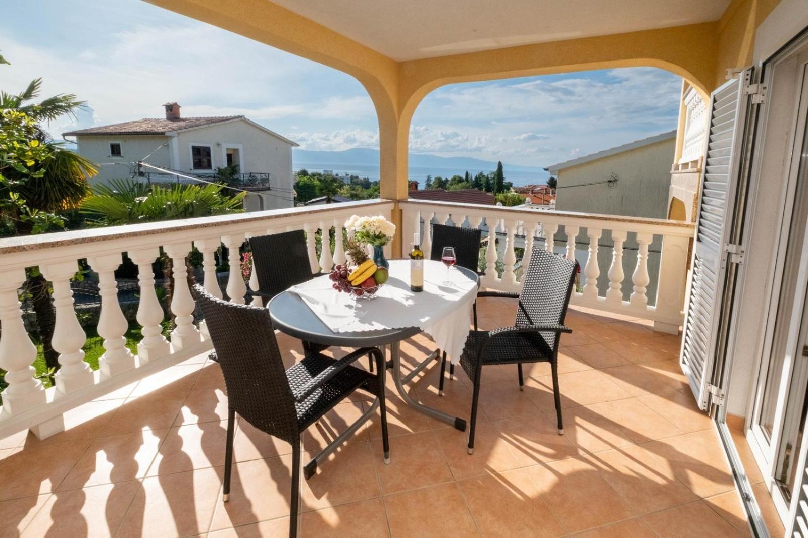 Apartments Serbecic Malinska Bagian luar foto